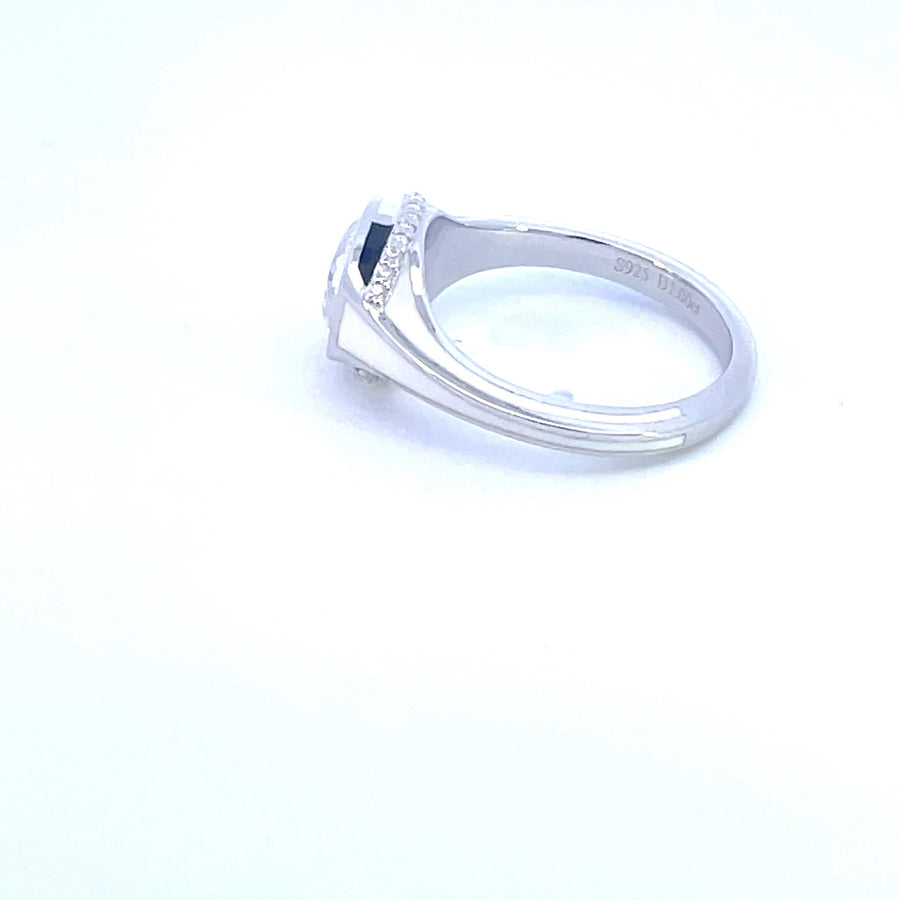 1.5ct White and Black Enamel Ring