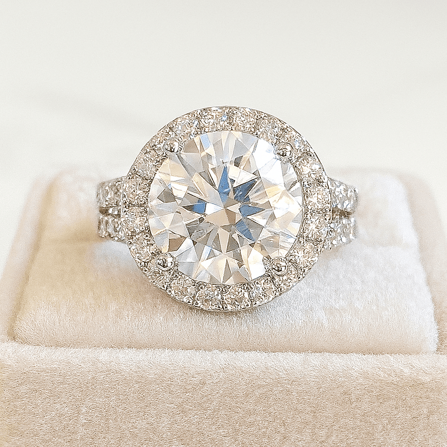 Dreamboat Heaven – 6 ct Halo Moissanite Ring | Sterling, 14 K & Platinum - Jewel Eternal
