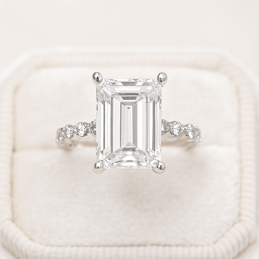 Emerald Vintage Vine™ Moissanite Ring 3–5ct • D VVS1 | Jewel Eternal - Jewel Eternal