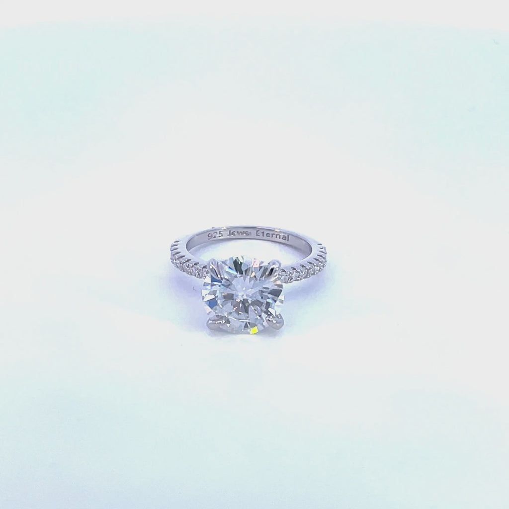 Women's Moissanite Engagement Rings - Diamond's real Doppelgänger | Custom Rings | Jewel Eternal