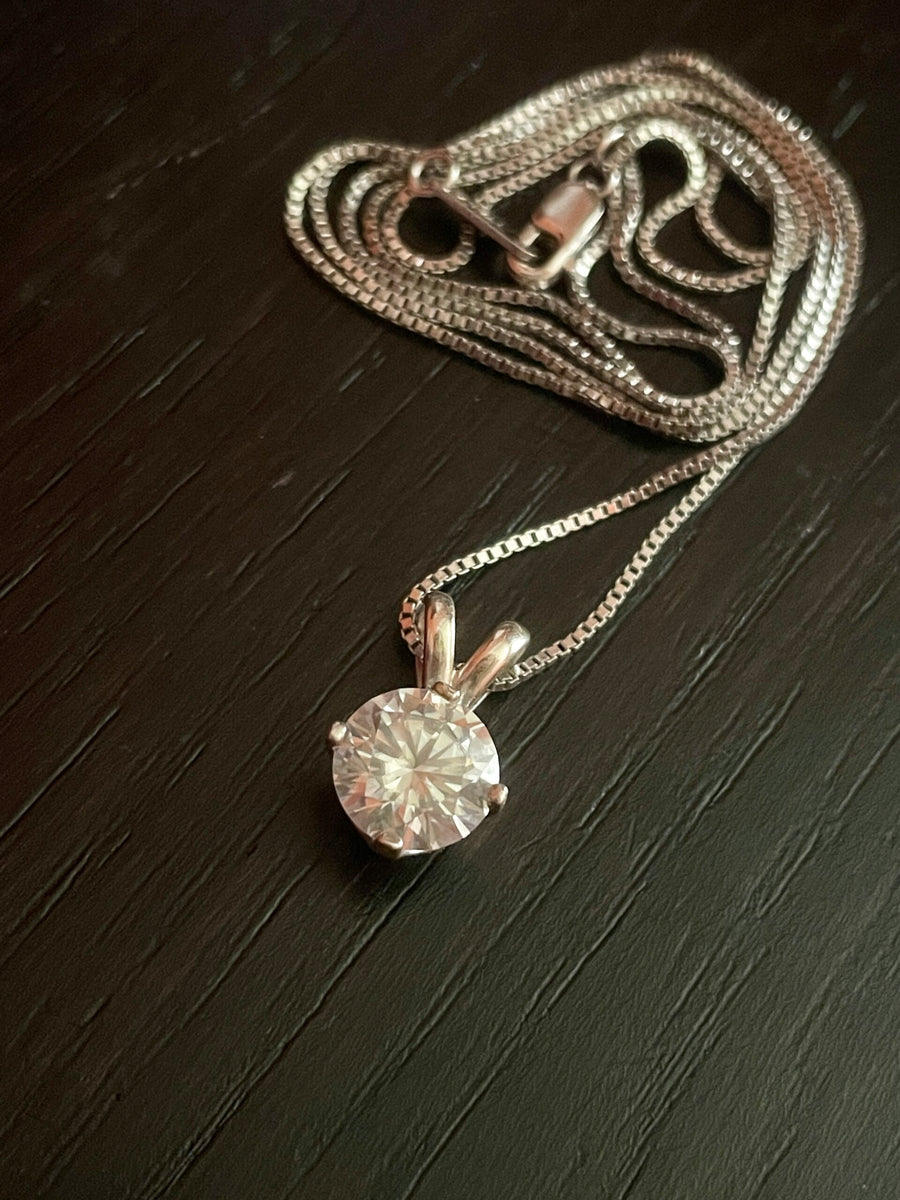 Moissanite Custom Pendant - Eternal Pendant | Jewel Eternal