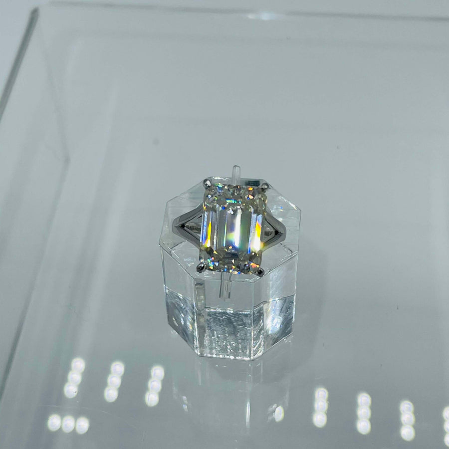 Emerald Cut Diamond Rings - Emerald  Rings | Jewel Eternal