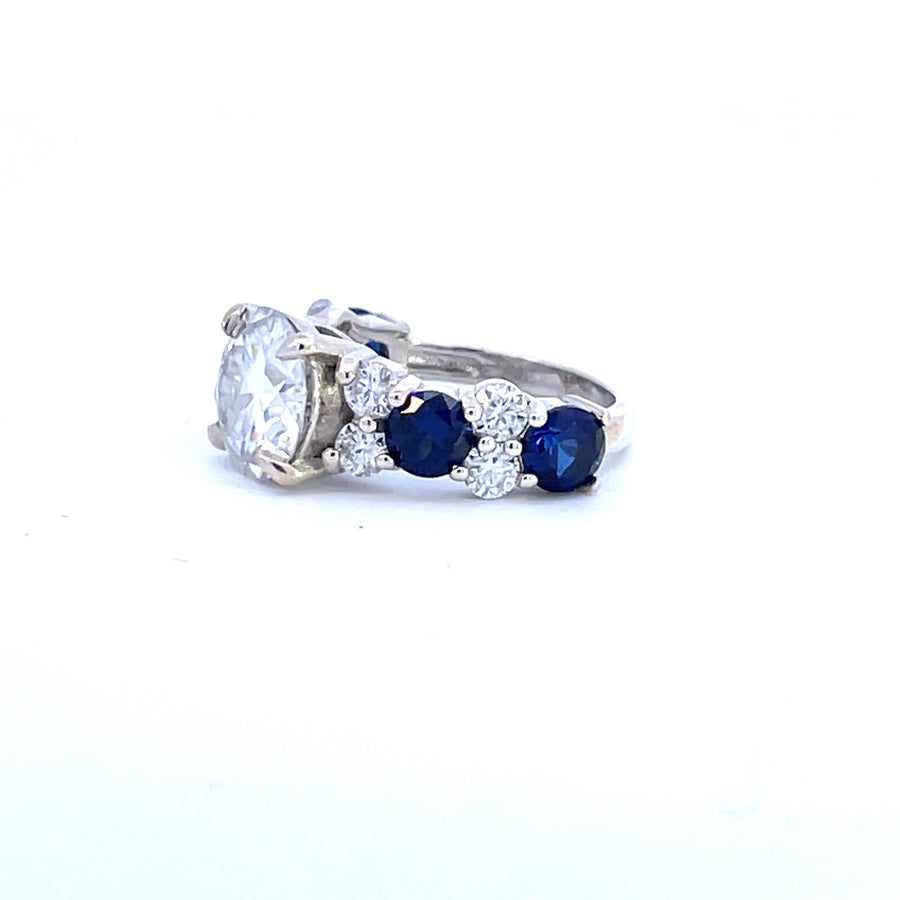 Velvet Moissanite