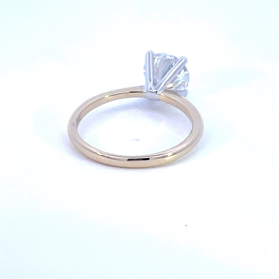 Jewel Classic – Round Brilliant Moissanite Solitaire Ring in Sterling, Gold or Platinum - Jewel Eternal