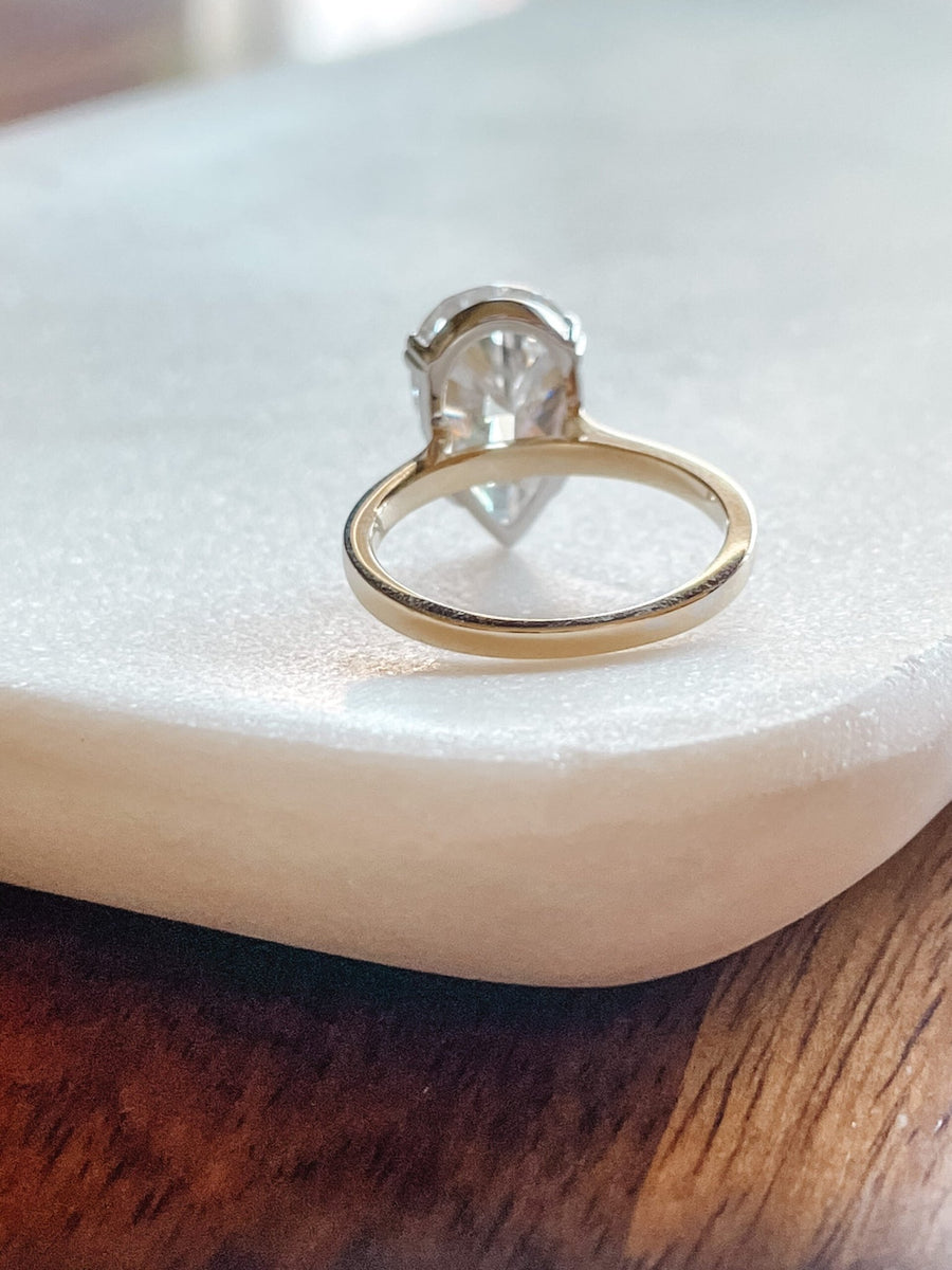 Longpear Classic 6ct Pear Cut Moissanite Ring • D Color VVS1 | Jewel Eternal - Jewel Eternal