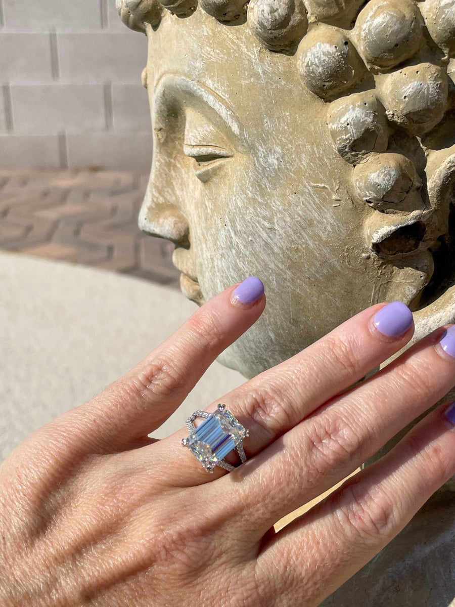 Queen – 10 ct Emerald Cut Moissanite Statement Ring in Sterling, Gold or Platinum - Jewel Eternal
